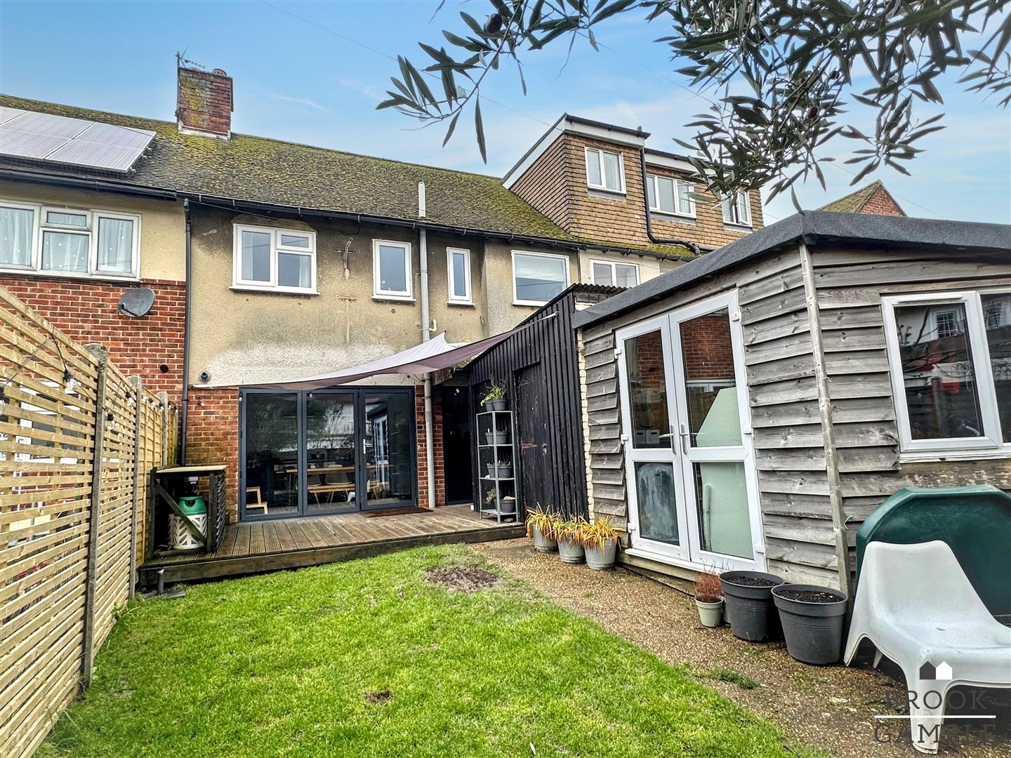 3 Bedroom House. Avard Crescent in Eastbourne, East Sussex 15